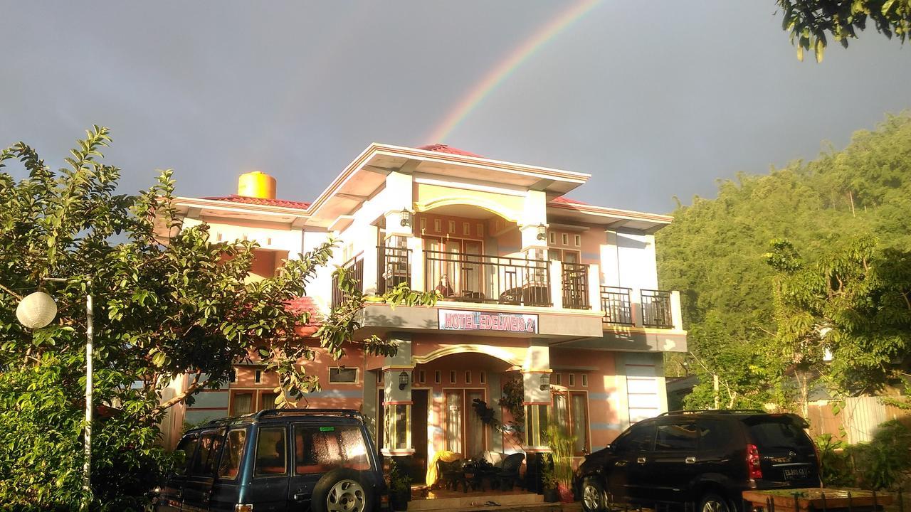 Hotel Edelweis 2 Bajawa Exterior foto