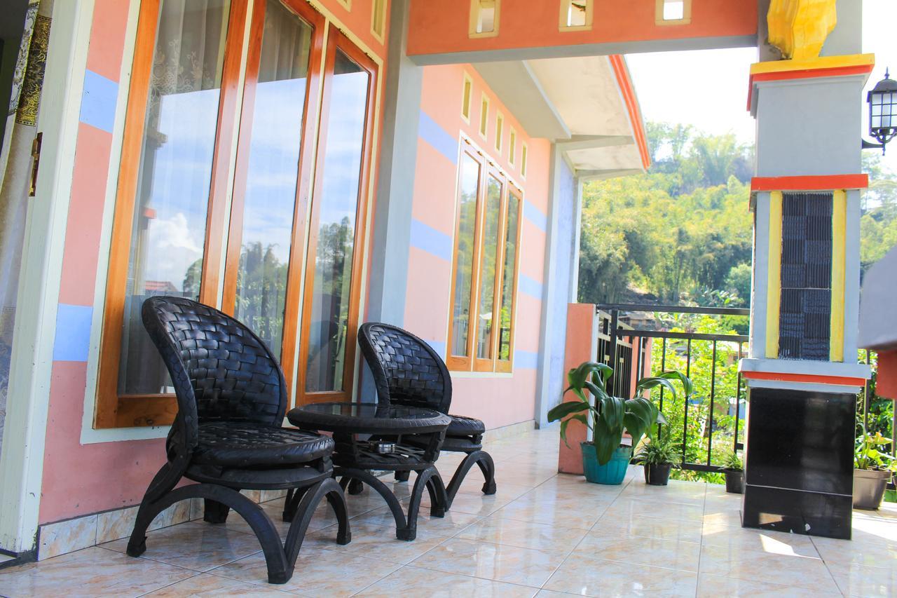 Hotel Edelweis 2 Bajawa Zimmer foto